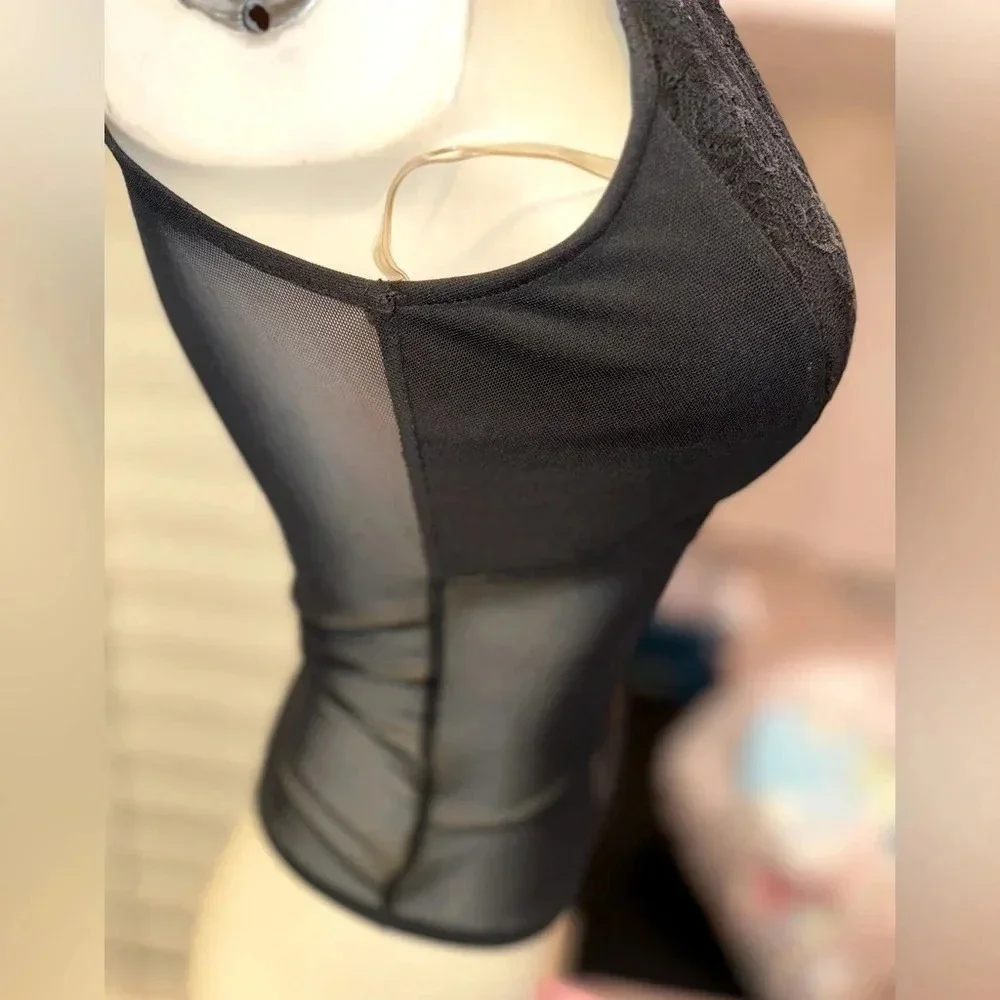 - PRIVY BLACK SHEER LACE PLUNGING SLEEVELESS THONG BODYSUIT SIZE SMALL